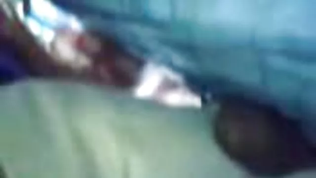 Porno kaydı Handjob Hunny patlatacağını yeni erotik film