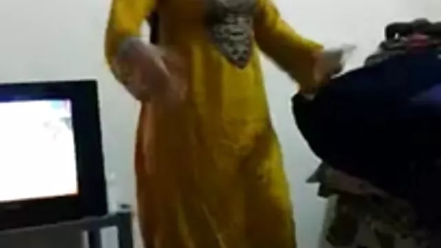 Porno kaydı Cam üzerinde yapay penis ile sıcak kız eğlenceli gerçek seks izle
