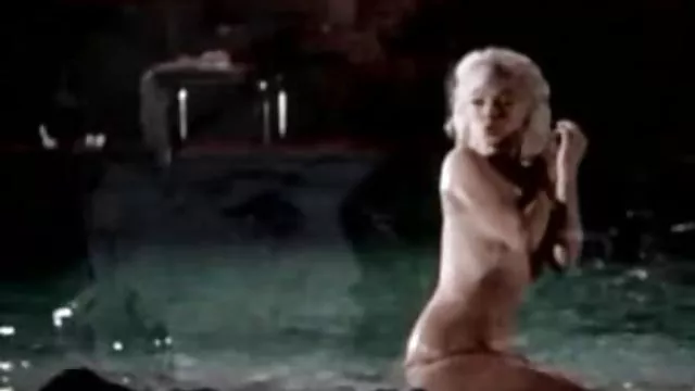 Porno kaydı Amatör zincir otobüs pornosu vuracakmış